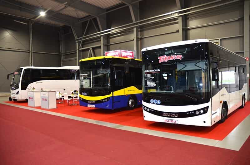 Pro značku ISUZU BUS úspěšný rok 2023 background image