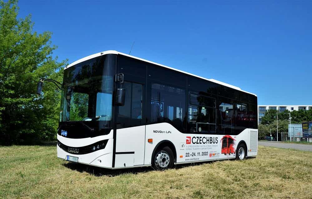 Autobusy ISUZU propagují 11. ročník veletrhu CZECHBUS background image