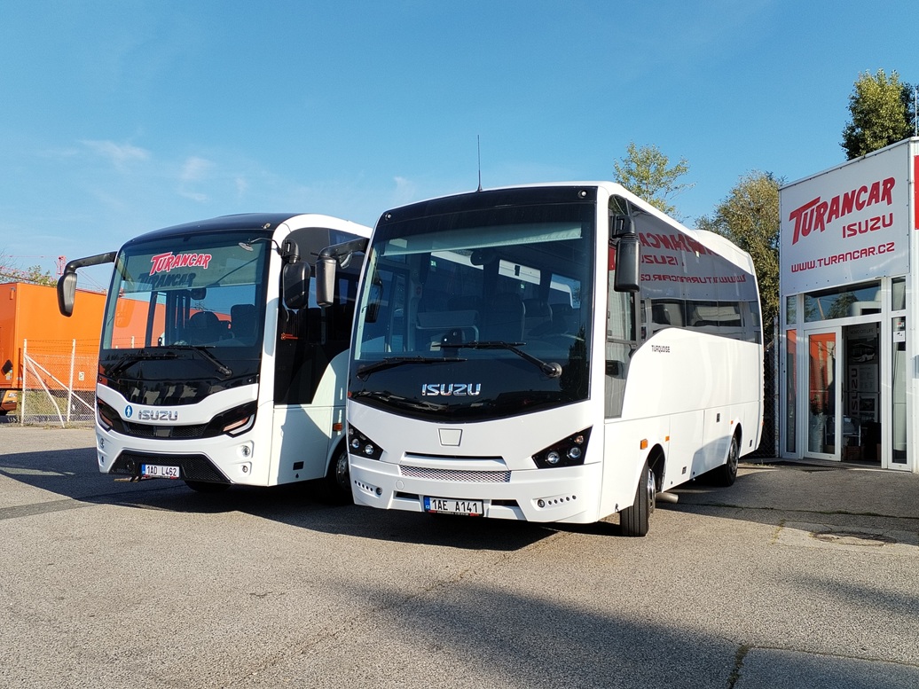 ISUZU silný hráč na českém trhu v kategorii MINI BUS background image