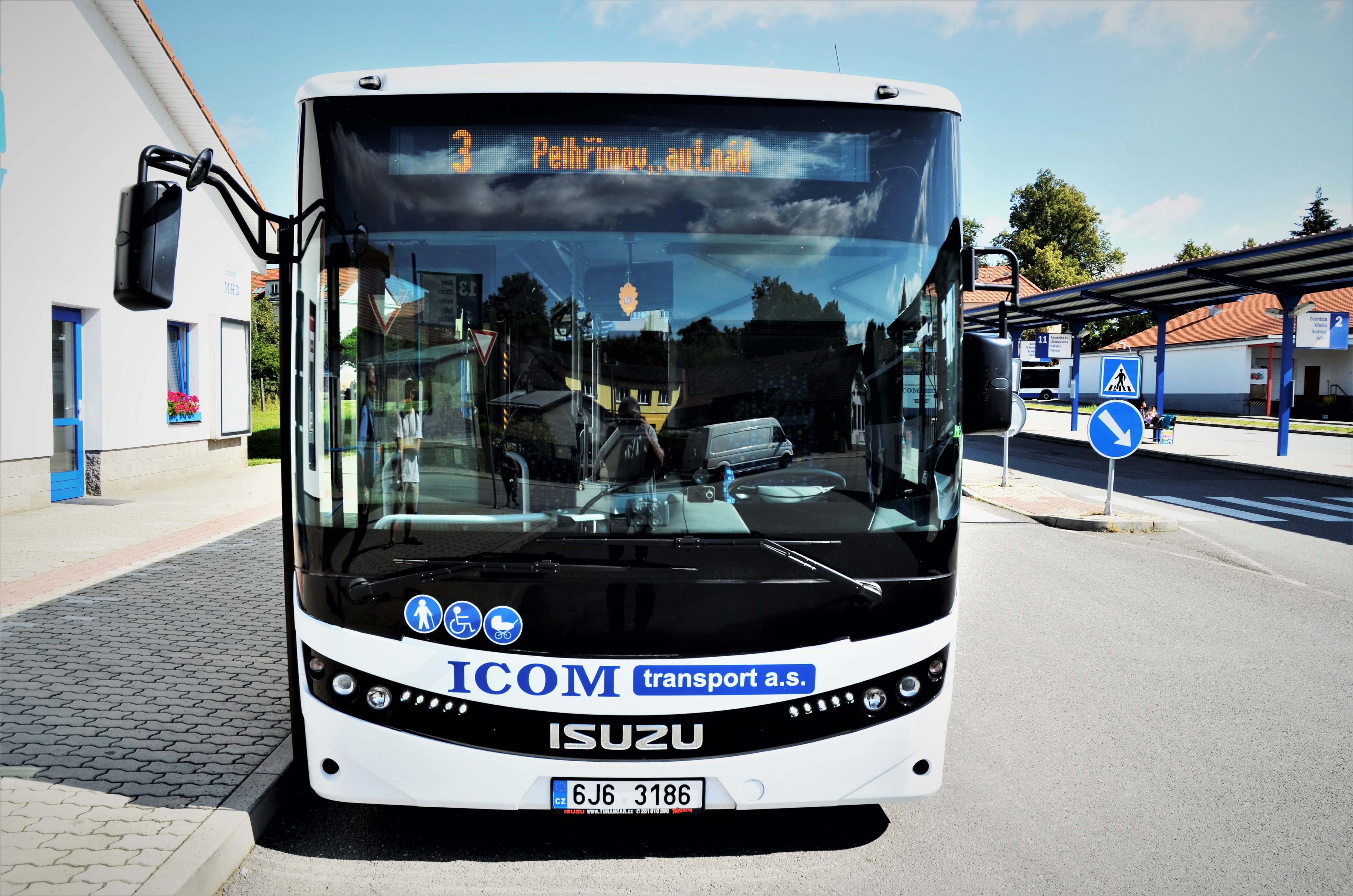 Na spoji linky č.3 nasazen nový "midibus" ISUZU NovoCiti Life